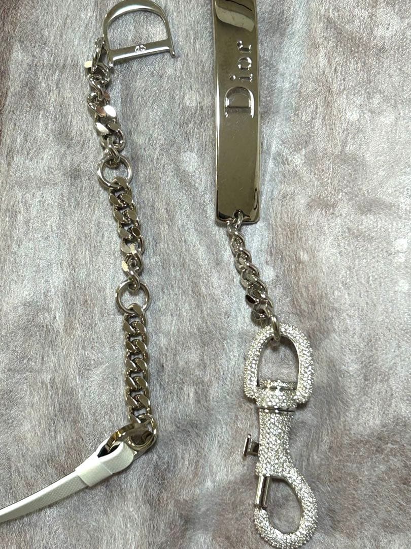 d*7様 Christian Dior ホワイト　チェーンベルト
