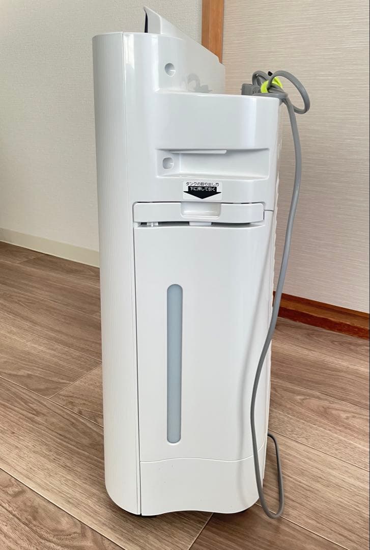 【美品】シャープ 加湿空気清浄機 KC-40TH7-W 2023年製