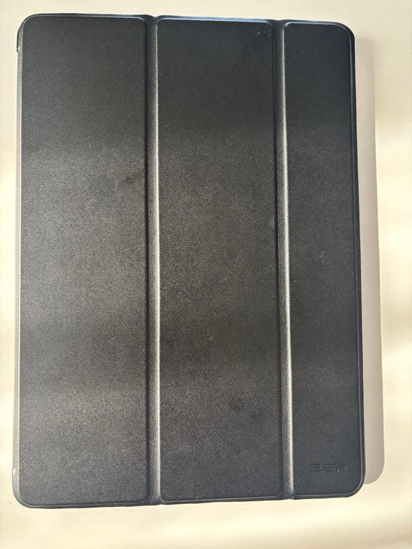 【スコスコ侍】Apple iPad第６世代9.7インチ 本体+付属品