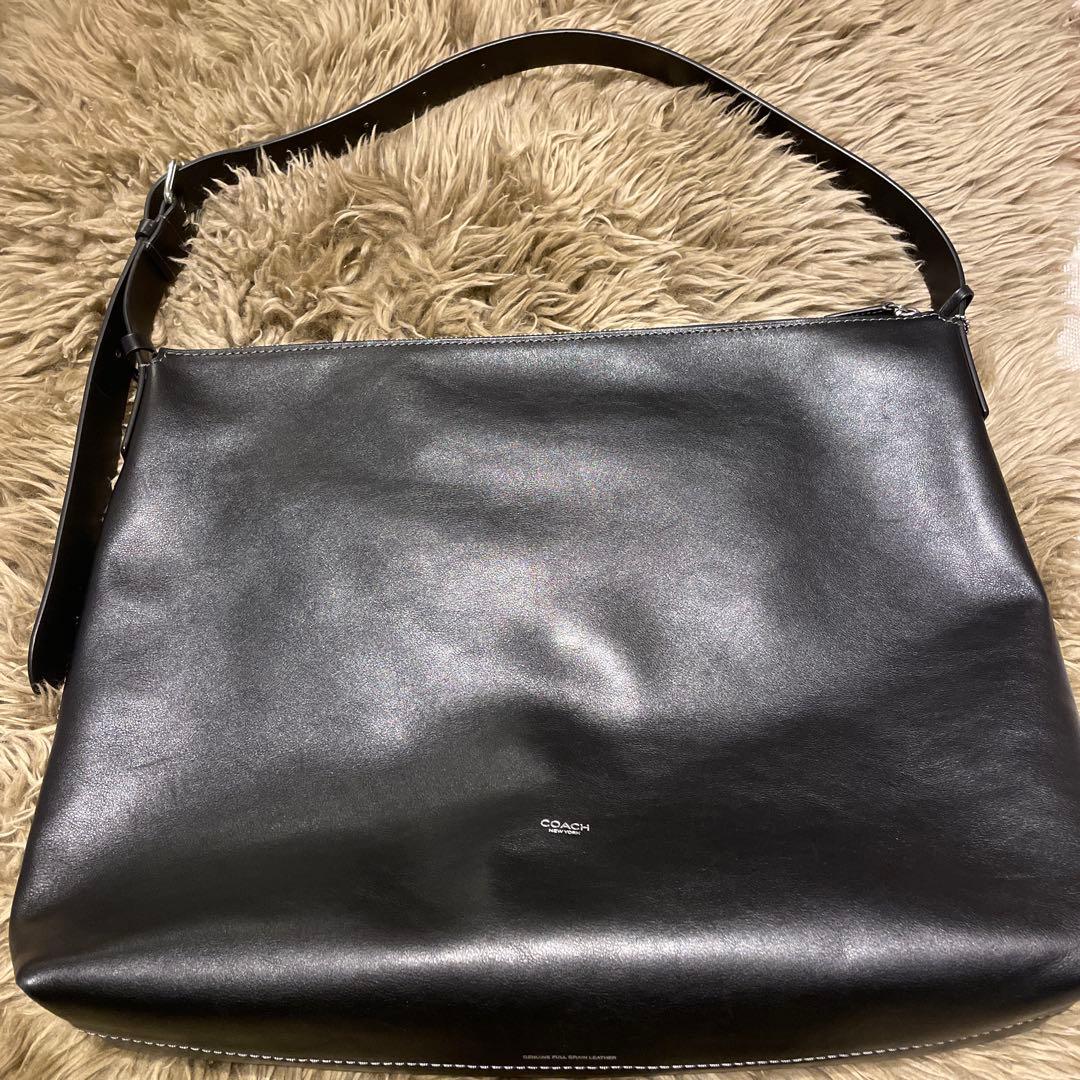 【極美品・一度のみ使用】COACH モット メッセンジャー 定価11万 現行品