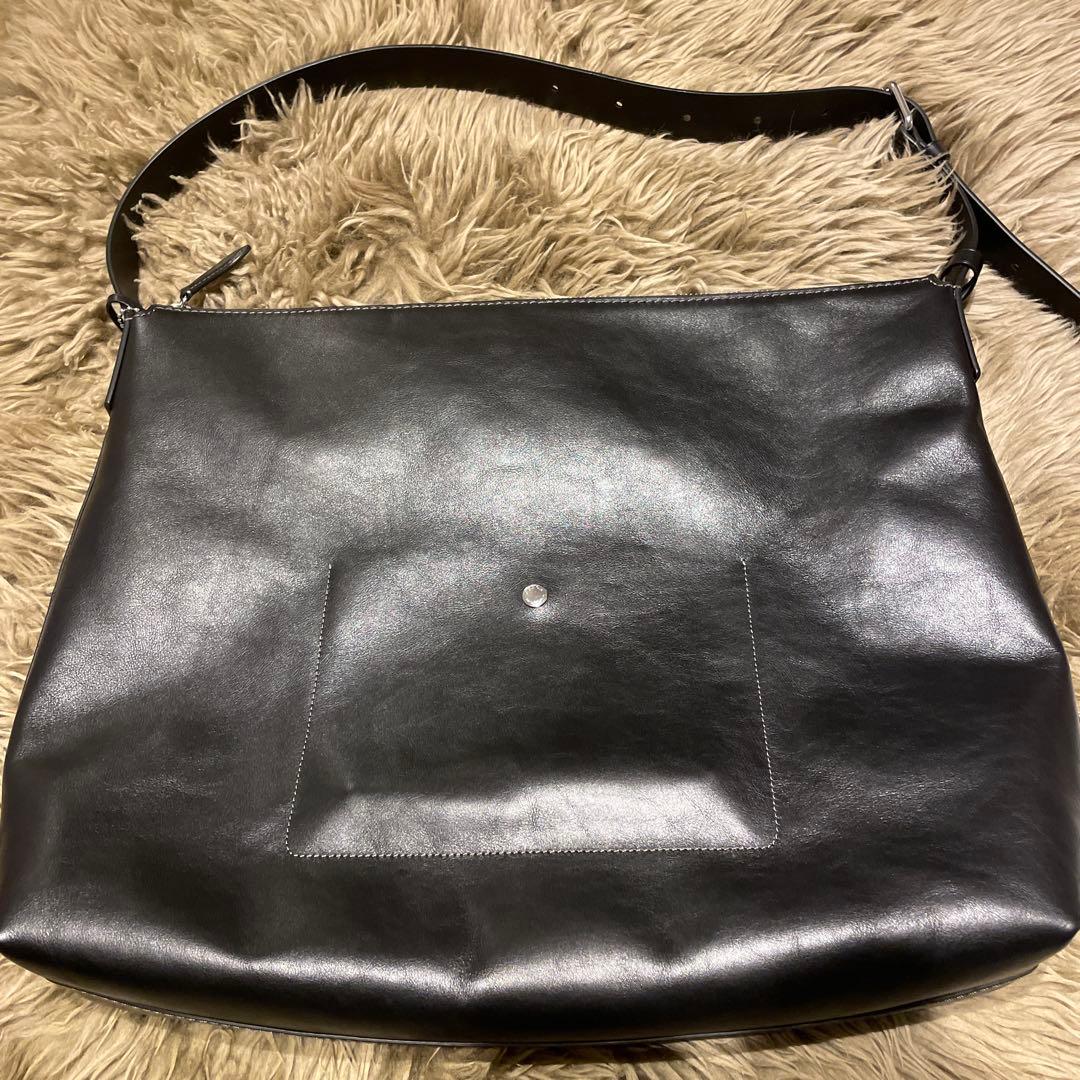 【極美品・一度のみ使用】COACH モット メッセンジャー 定価11万 現行品