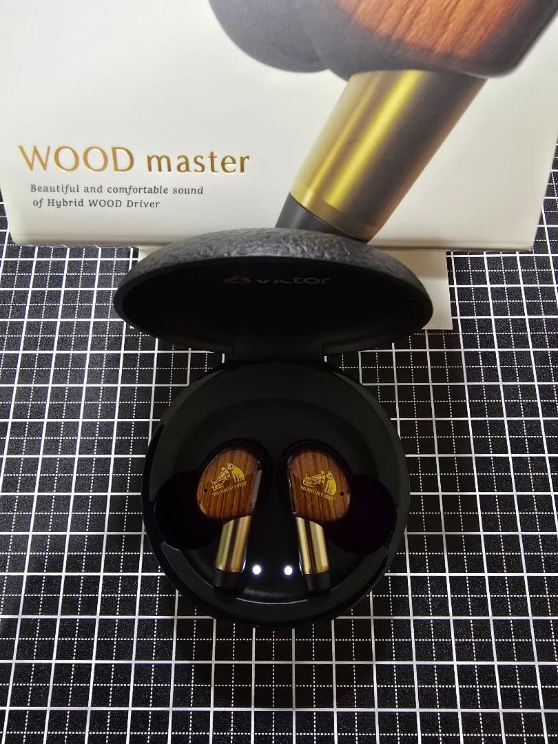 イヤホン Victor WOOD master (HA-FW5000T)