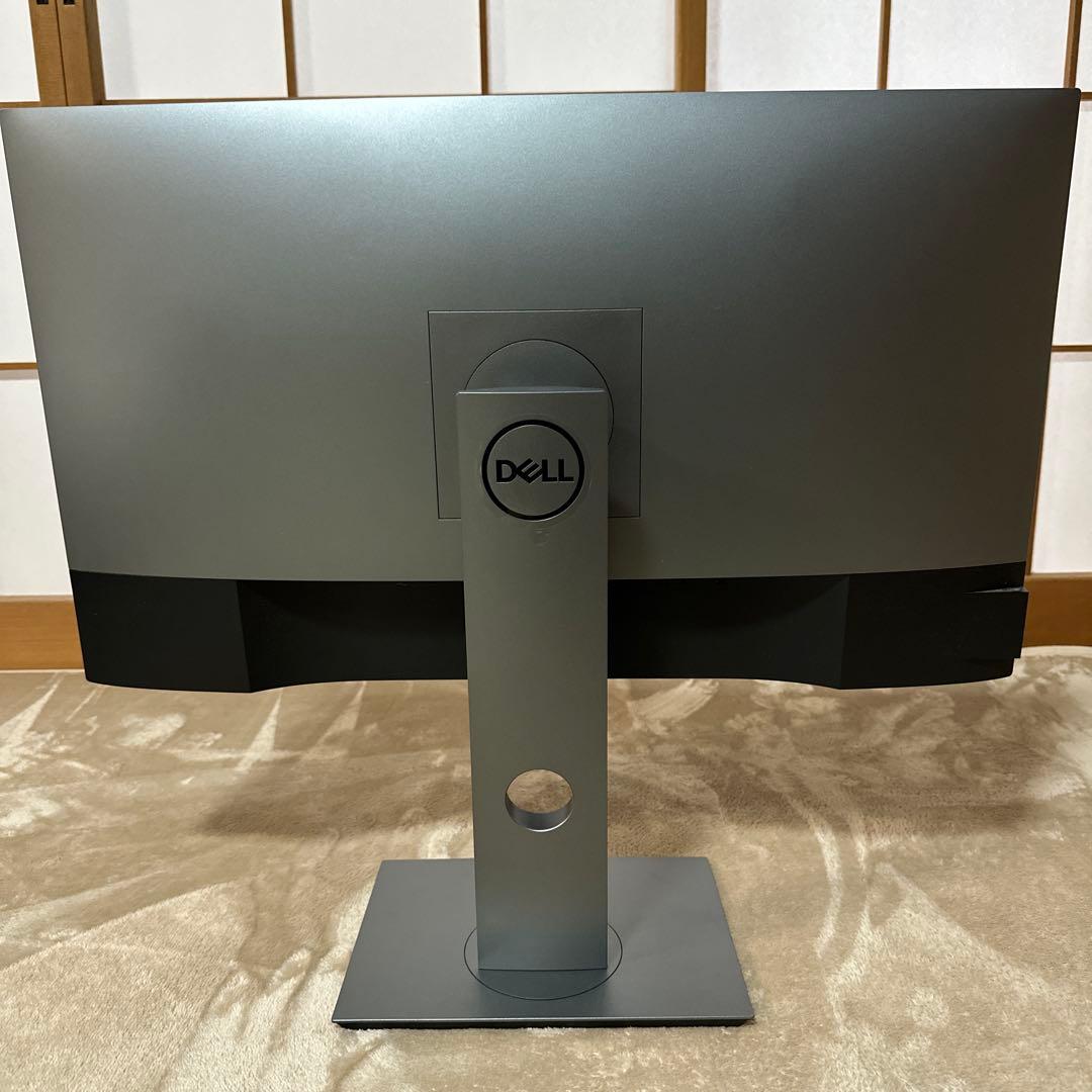 DELL U2720QM 27インチ 4K モニター