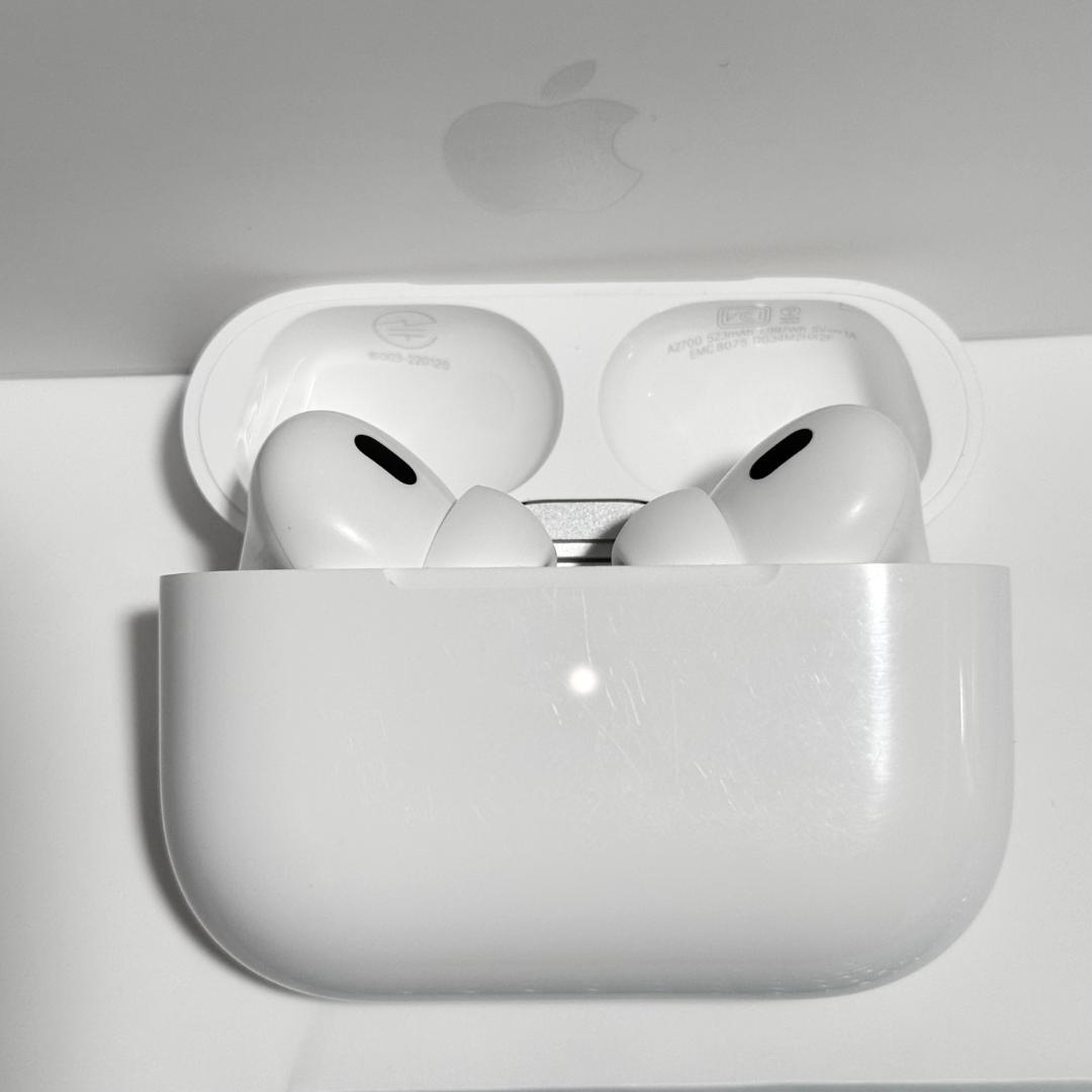 Apple AirPods Pro(第2世代) ライトニング 247