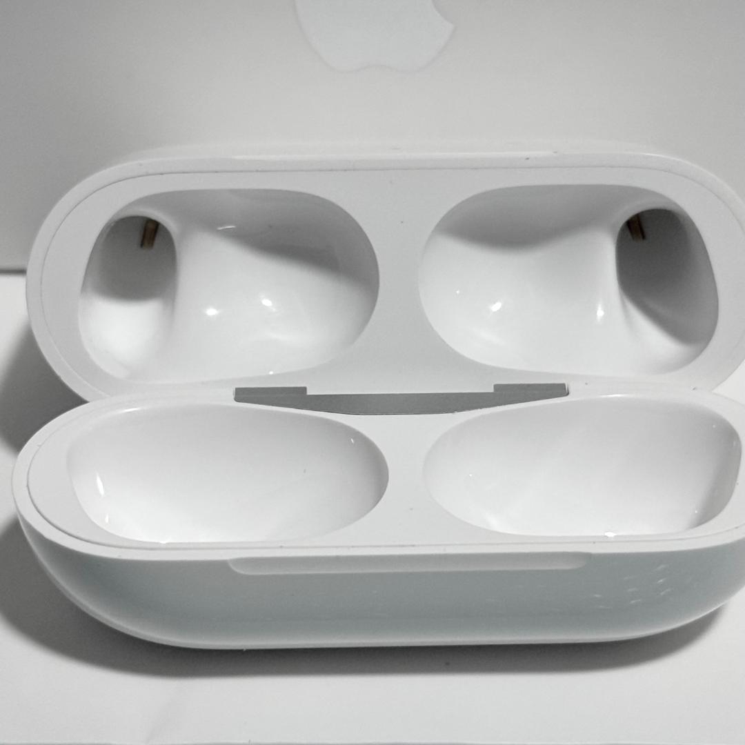 Apple AirPods Pro(第2世代) ライトニング 247