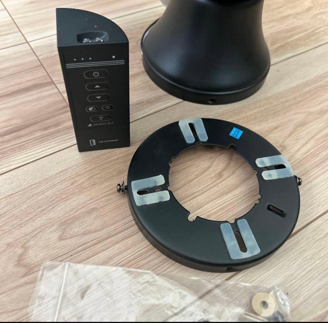JAVALOシーリングファンライトBK　美品