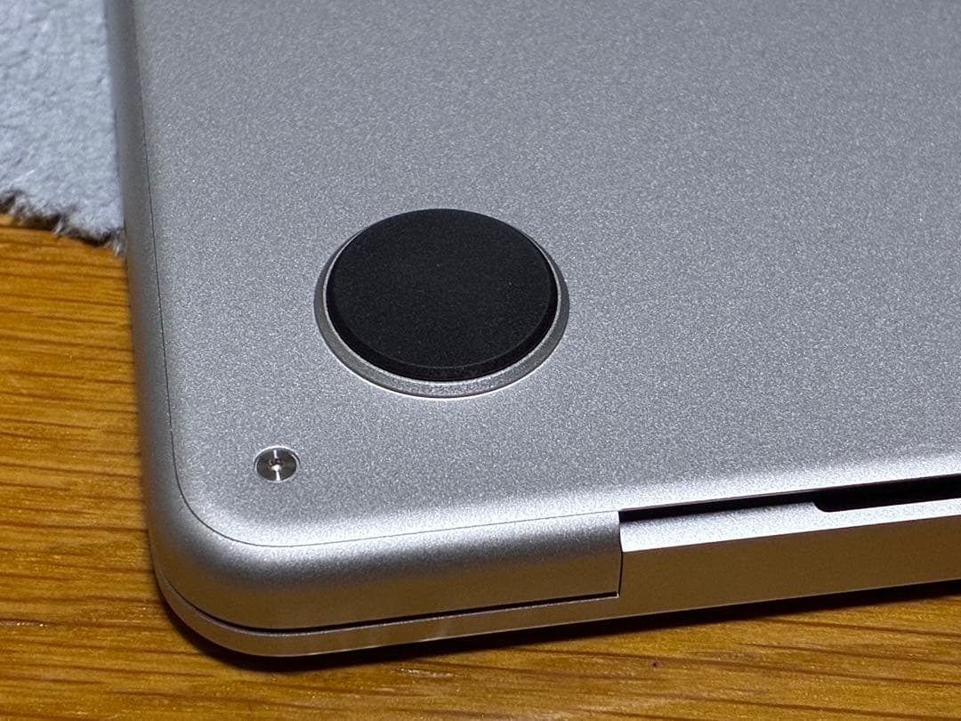 【超美品】MacBook Air M3 16GB 512GB（シルバー）