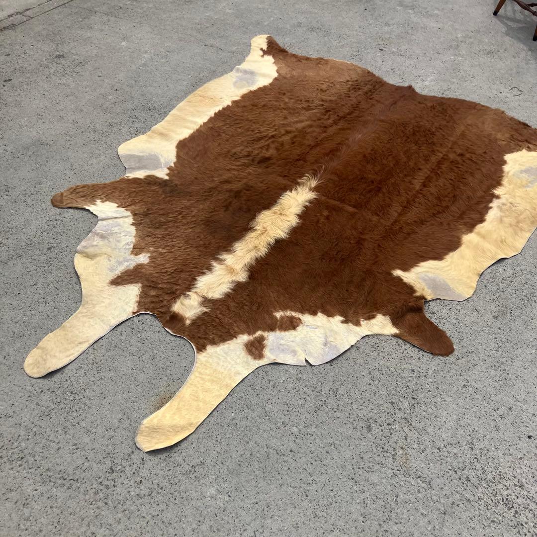 ヴィンテージ 大型 カウラグ 牛毛皮 敷物 絨毯 ラグマット アンティーク 半裁