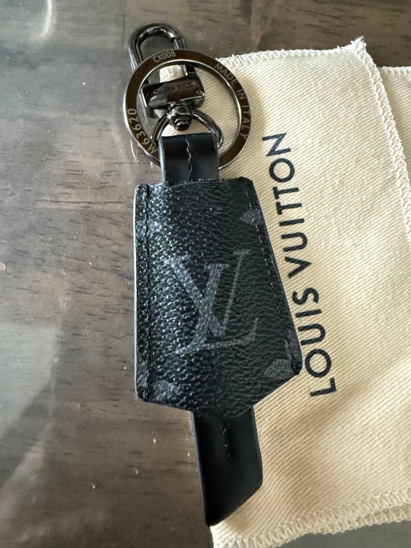 Louis Vuitton ブラックキーホルダー