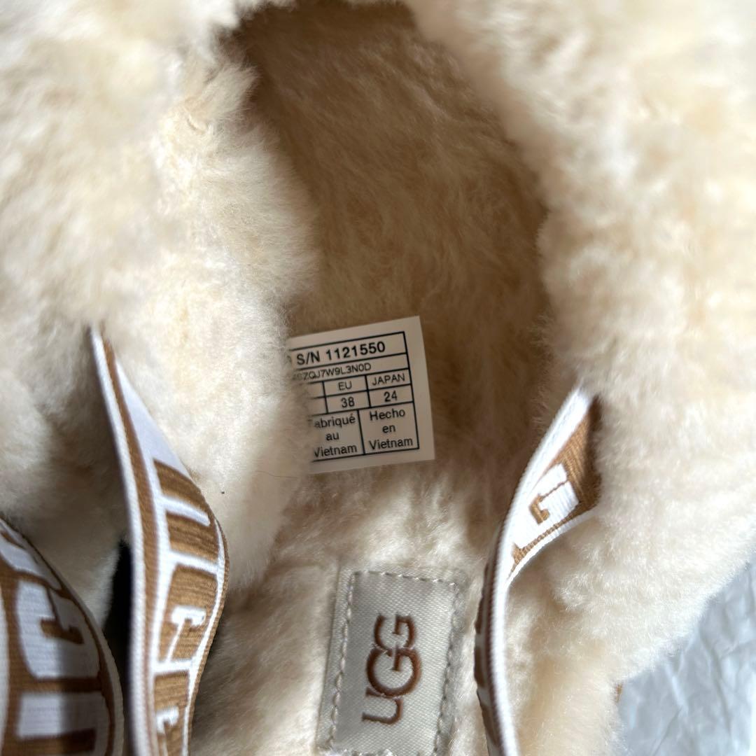 UGG サンダル 24cmベージュ・ホワイト 1121550