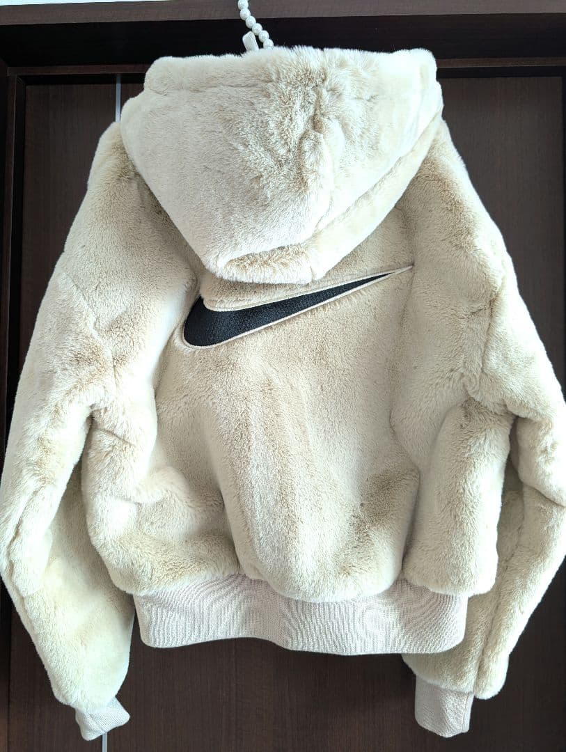 新品　NIKE　エッセンシャルFX FUR ファージャケット　ナイキウィメンズ