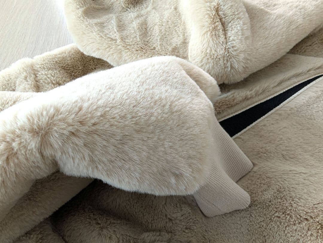 新品　NIKE　エッセンシャルFX FUR ファージャケット　ナイキウィメンズ