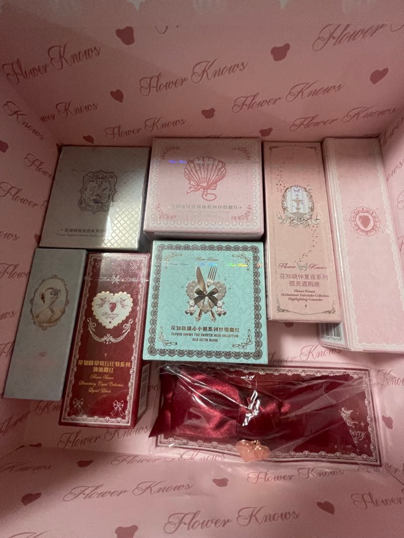 ほぼFlower Knows 中国コスメ　13点セット