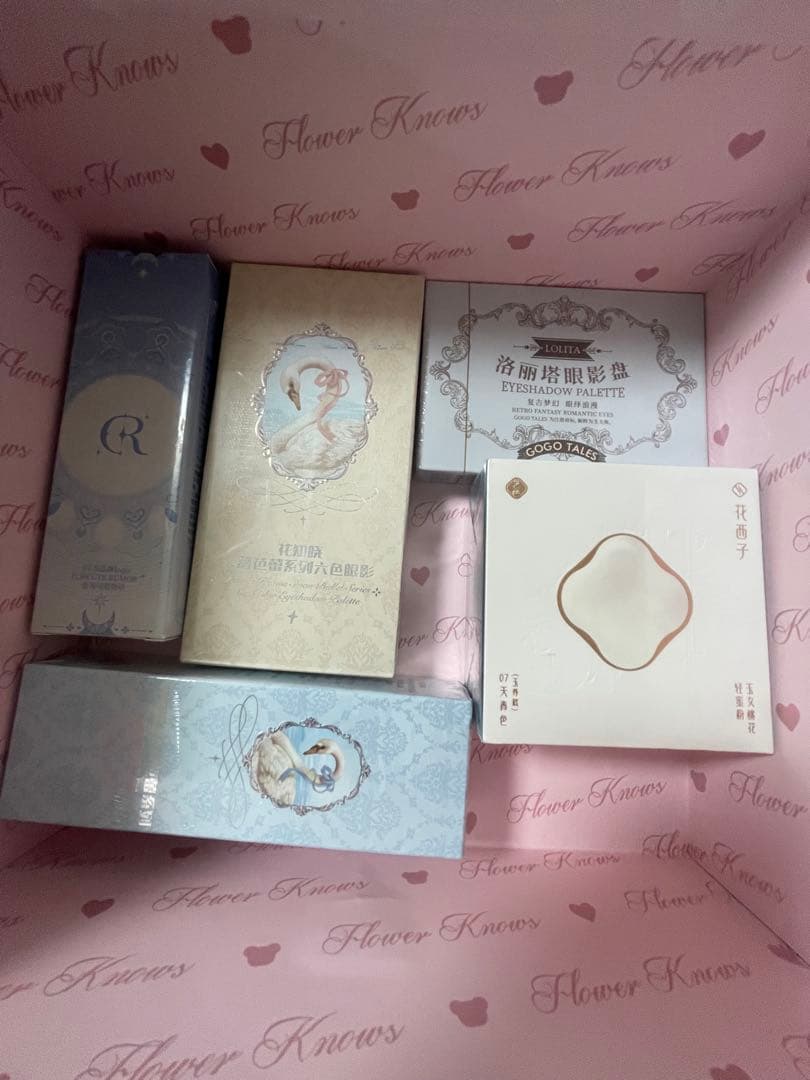 ほぼFlower Knows 中国コスメ　13点セット