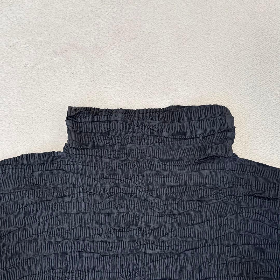 極美品✨ISSEY MIYAKE 立体プリーツ　ブラック　長袖　トップス