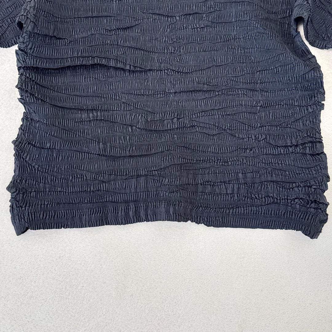 極美品✨ISSEY MIYAKE 立体プリーツ　ブラック　長袖　トップス