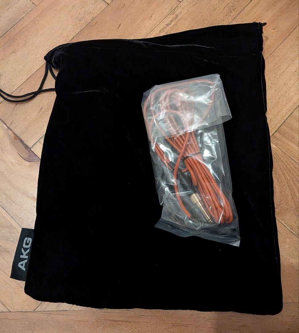 ヘッドホン AKG K712 PRO