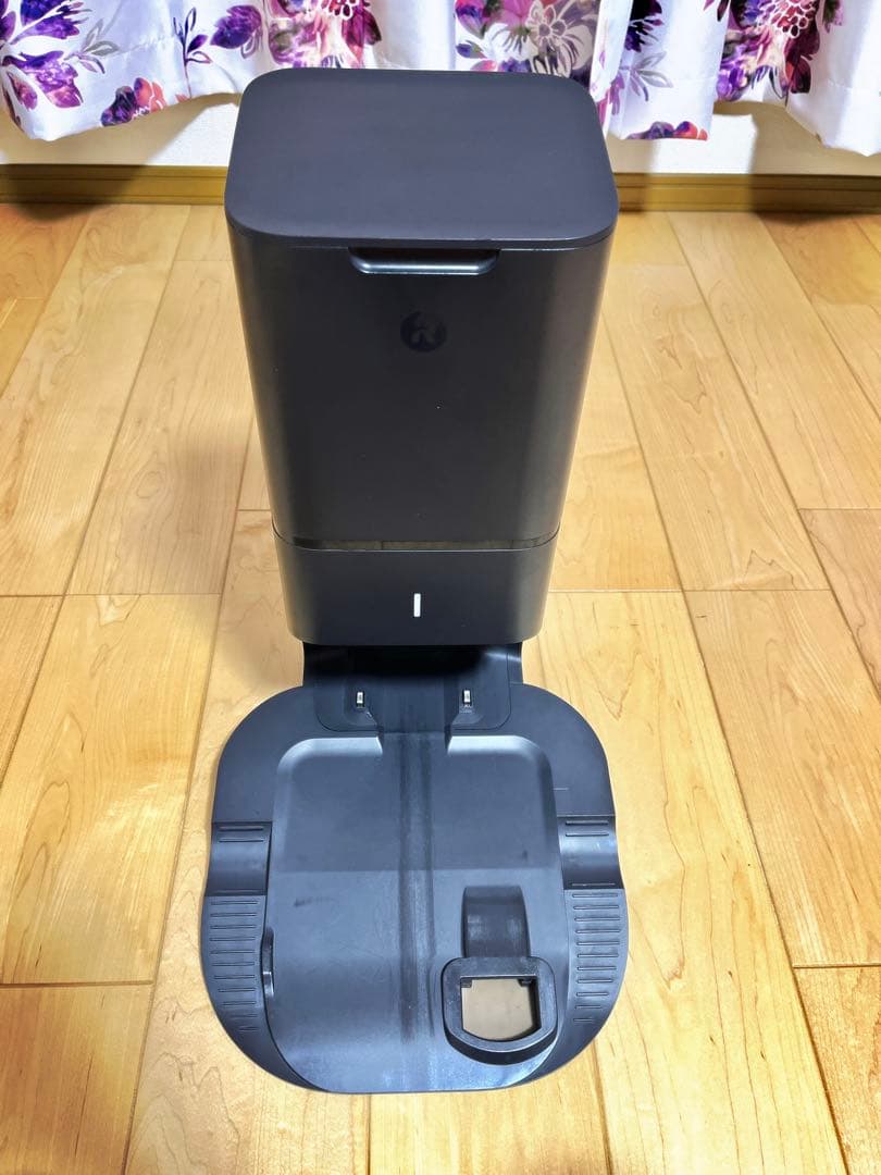 iRobot ルンバ i7 クリーンベース＋未使用消耗品セット(本体なし)