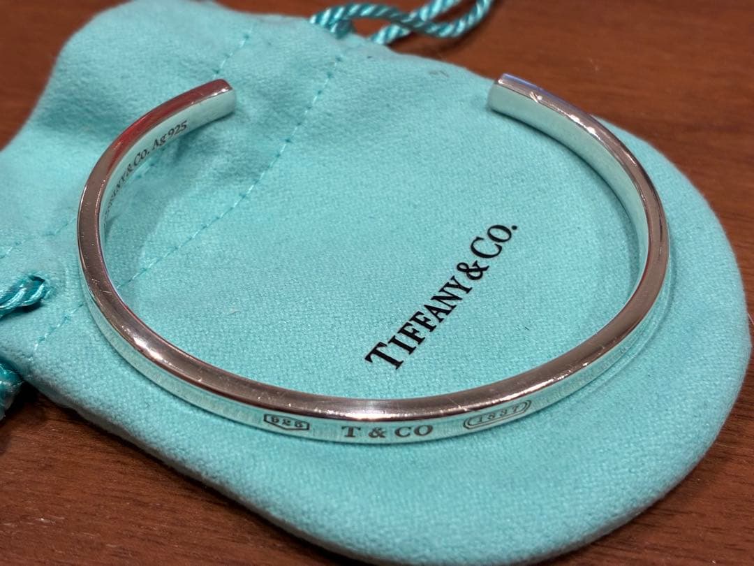 Tiffany & Co. バングル　1837 ラージ