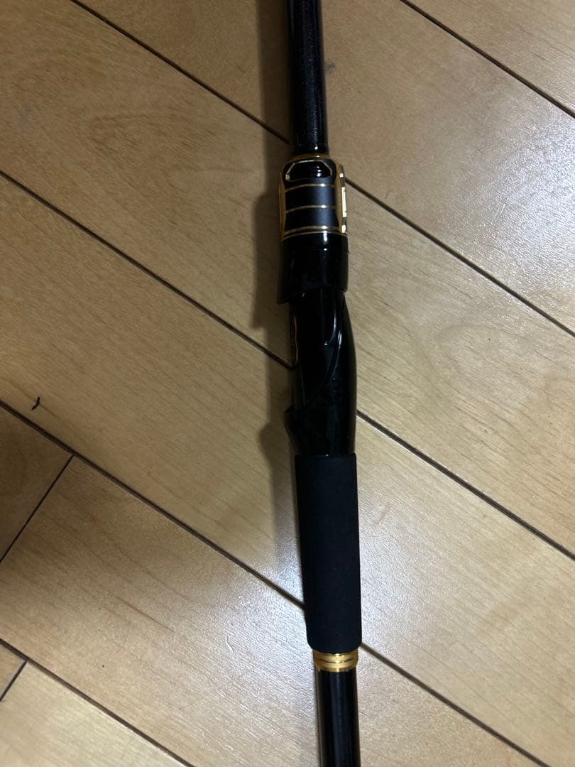 美品LATEO 110MH•K シーバスロッド