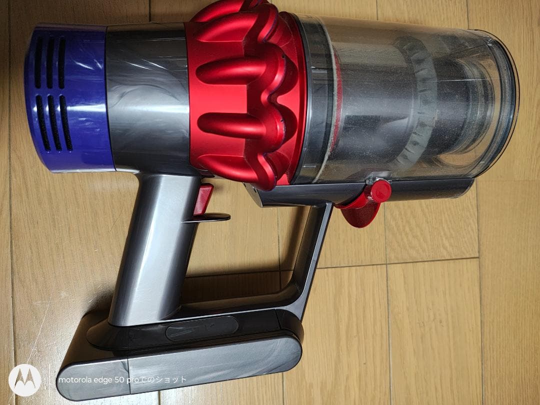 ダイソン★コードレス掃除機★V10本体★ＳV12★バッテリー新品と大差なし★6