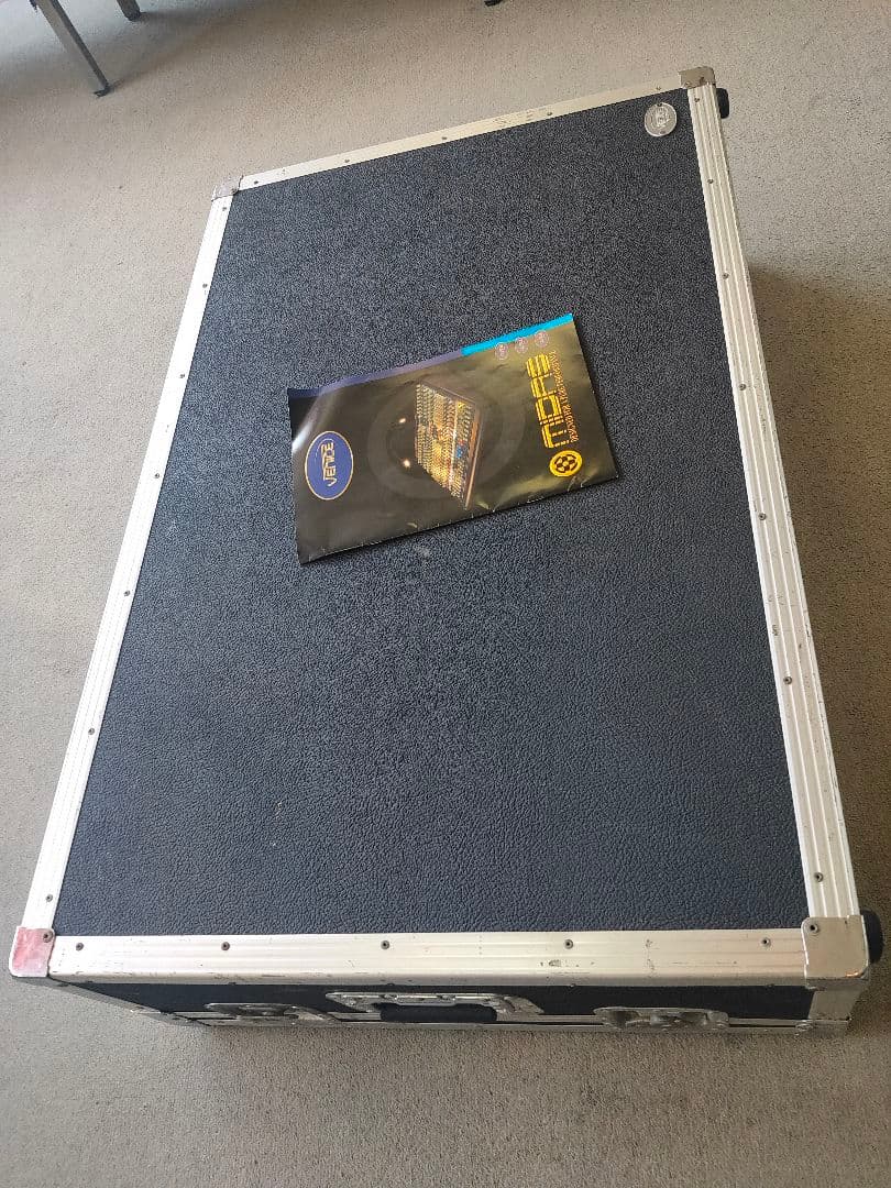 HIROMIDAS Venice320 32チャンネルアナログミキサ