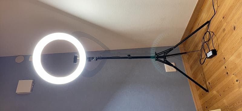 LEDリングライト 2M高さ調整 二色