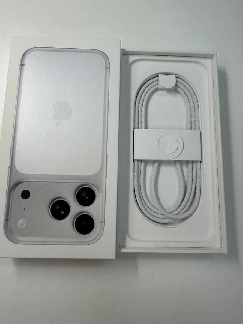 Apple iPhone 17Pro 256GB シルバー 本体