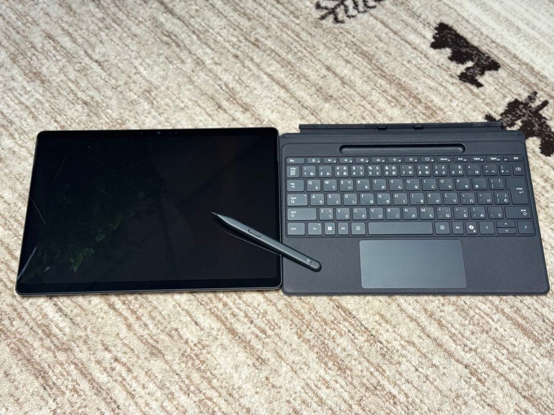 【美品】Surface Pro 11 + フレックスキーボード + スリムペン