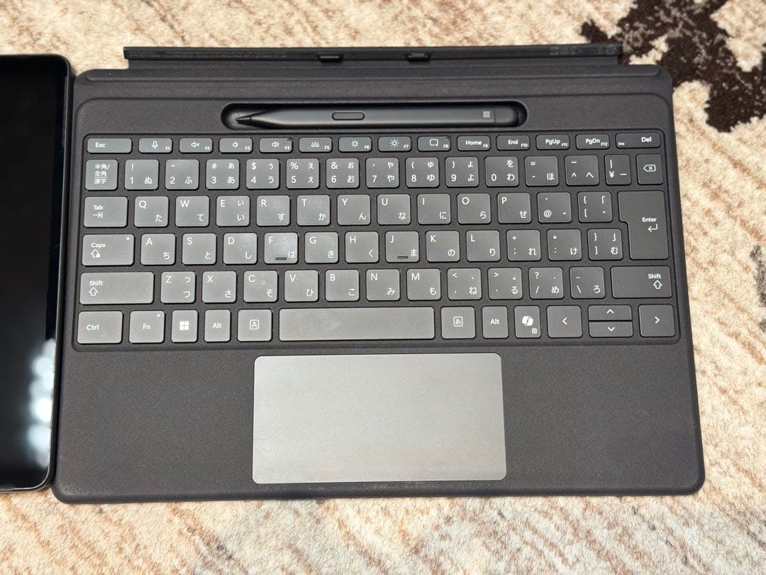 【美品】Surface Pro 11 + フレックスキーボード + スリムペン