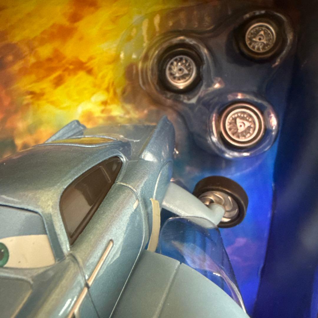 アキ　サブマリン フィン・マックミサイル カーズ 007