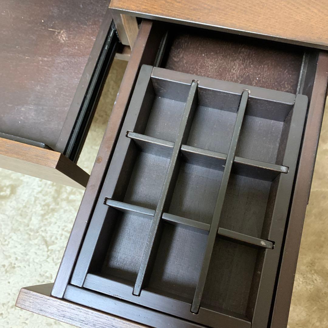 LOWYAドレッサーデスク