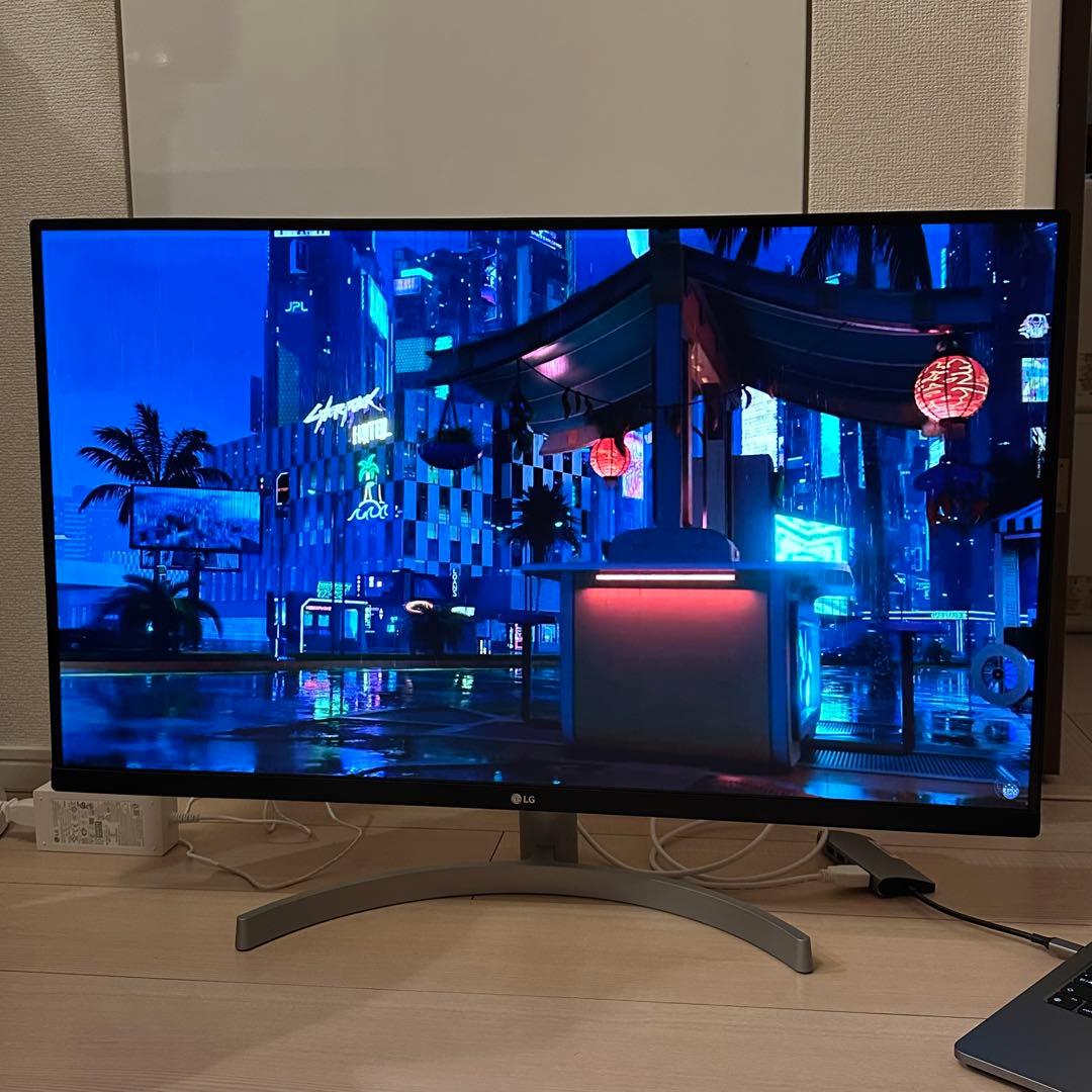 美品 LG 31.5インチ 4K HDR モニター 32UN500-W