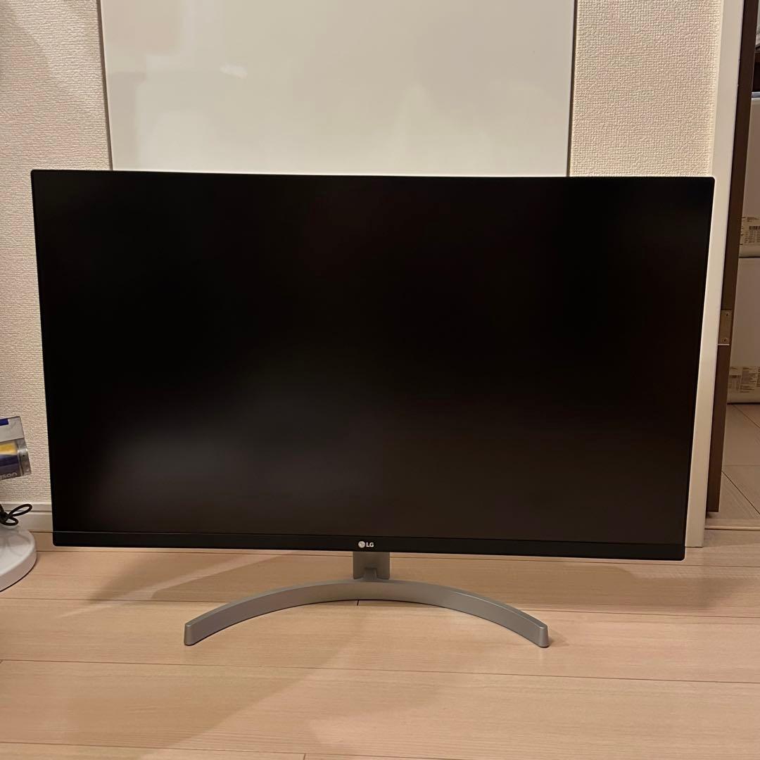 美品 LG 31.5インチ 4K HDR モニター 32UN500-W