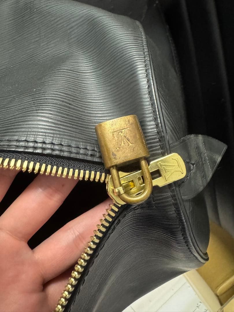 Louis Vuitton エピキーポル ボストンバッグ