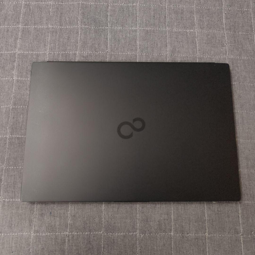 日本製 Fujitsu 美品 驚速 13世代 i7 16GB 新品1TB