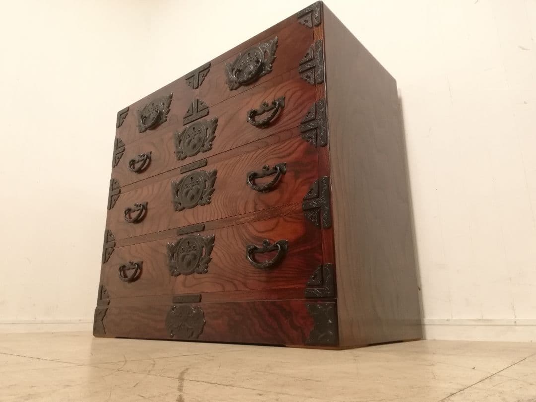 極美品 モデルルーム展示品 岩谷堂箪笥 豪華欅材 鋳鉄金具