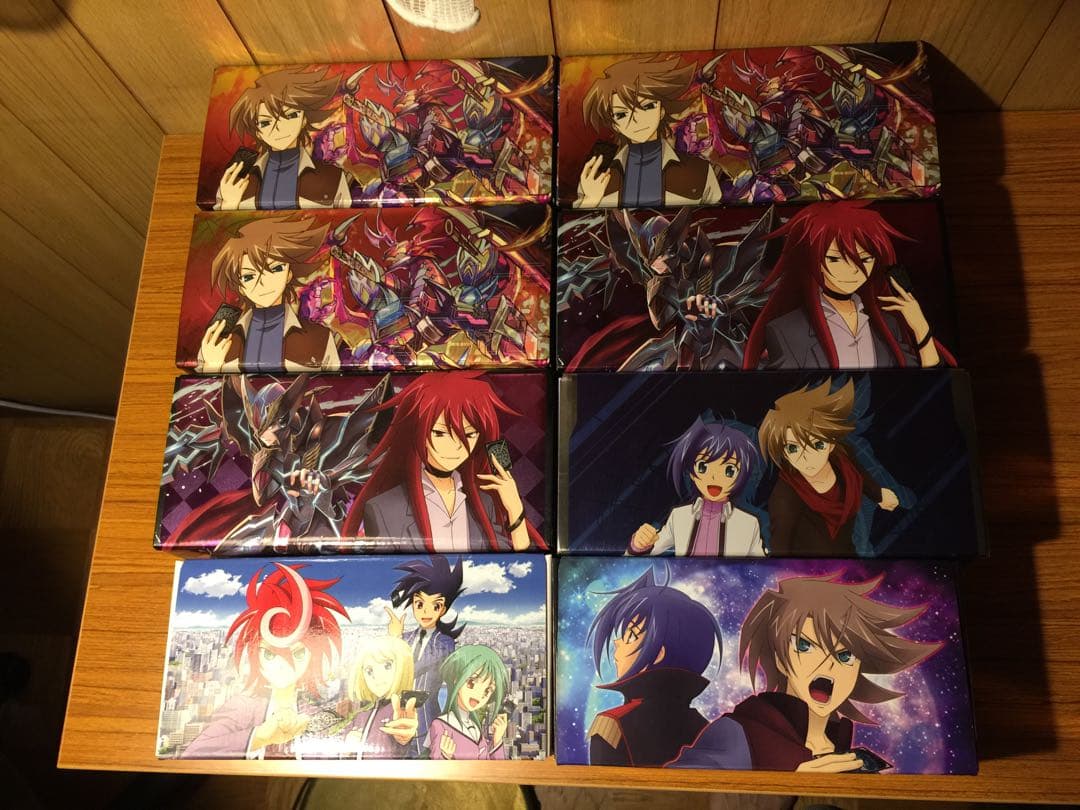 ヴァンガードのカード、スリーブ、デッキケース、ストレージボックス