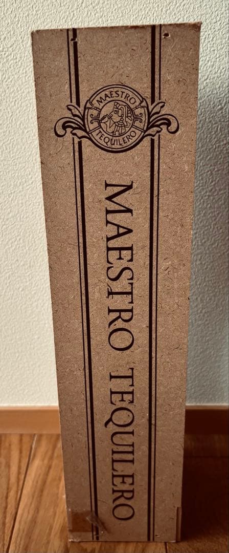 日本未発売　テキーラ　マエストロ ドベル ディアマンテ　木箱付き