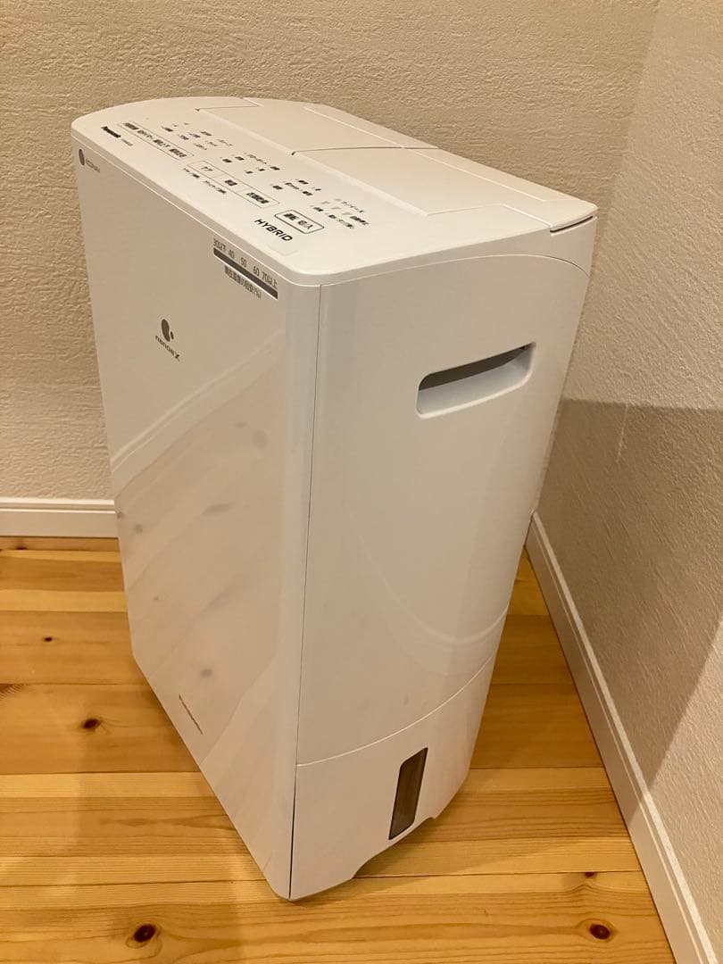 A2A81■Panasonic パナソニック 衣類乾燥除湿機 F-YHVX120