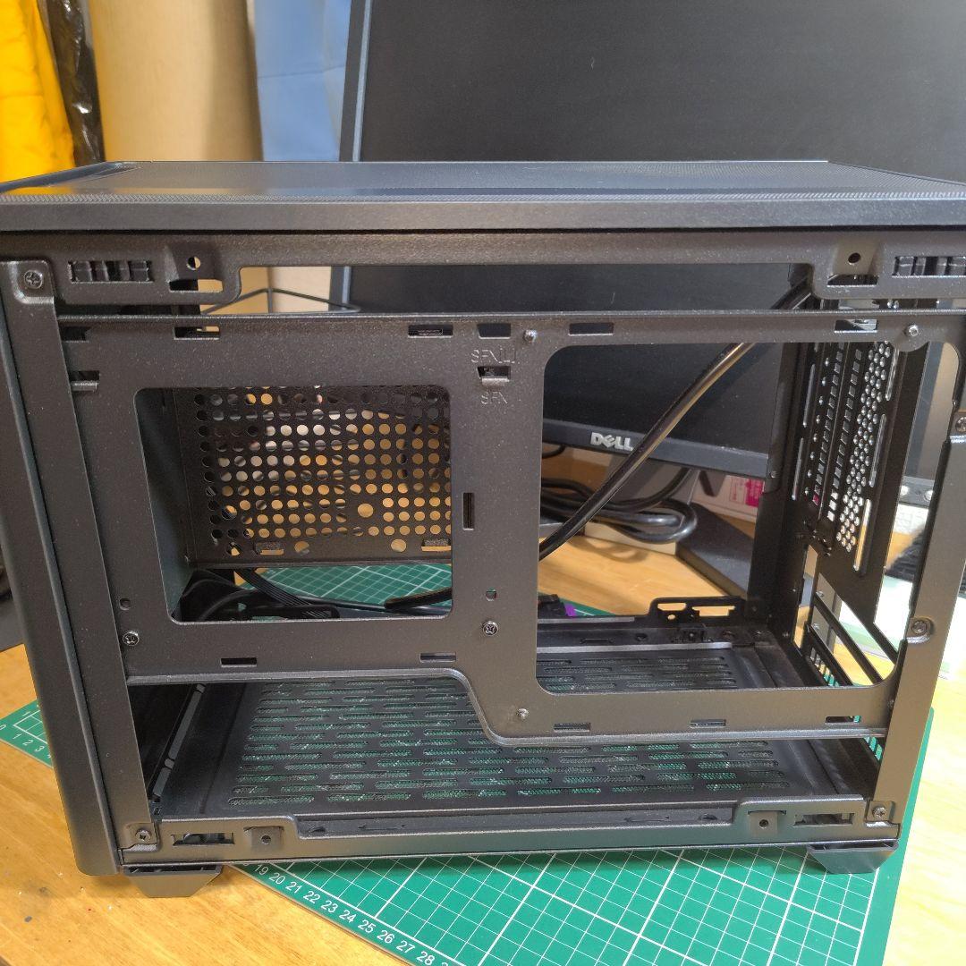 COOLER MASTER MasterBox NR2OOP黒