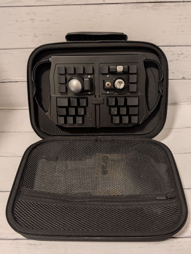 【未使用】GrabShell DBI-GSV001 [BLACK]