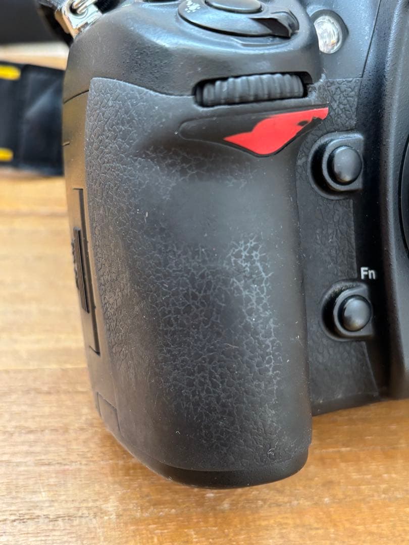 ☆Nikon D700 フルサイズデジタル一眼レフカメラ☆バッテリー2個付き