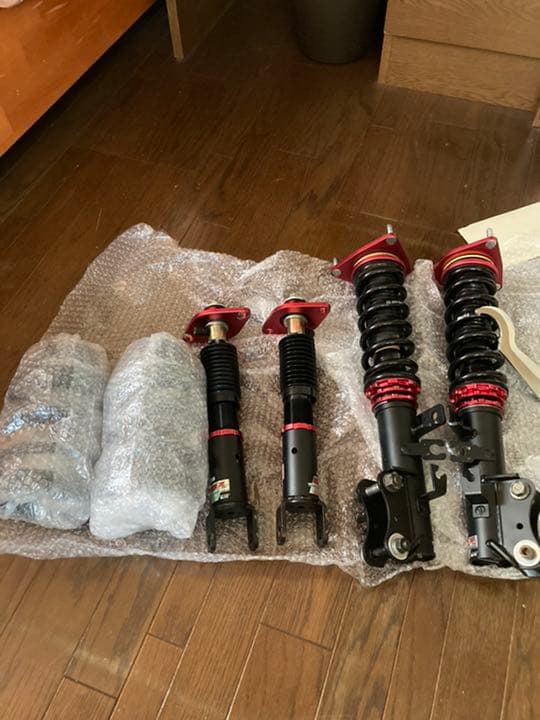 エルグランドE51 BLITZ車高調