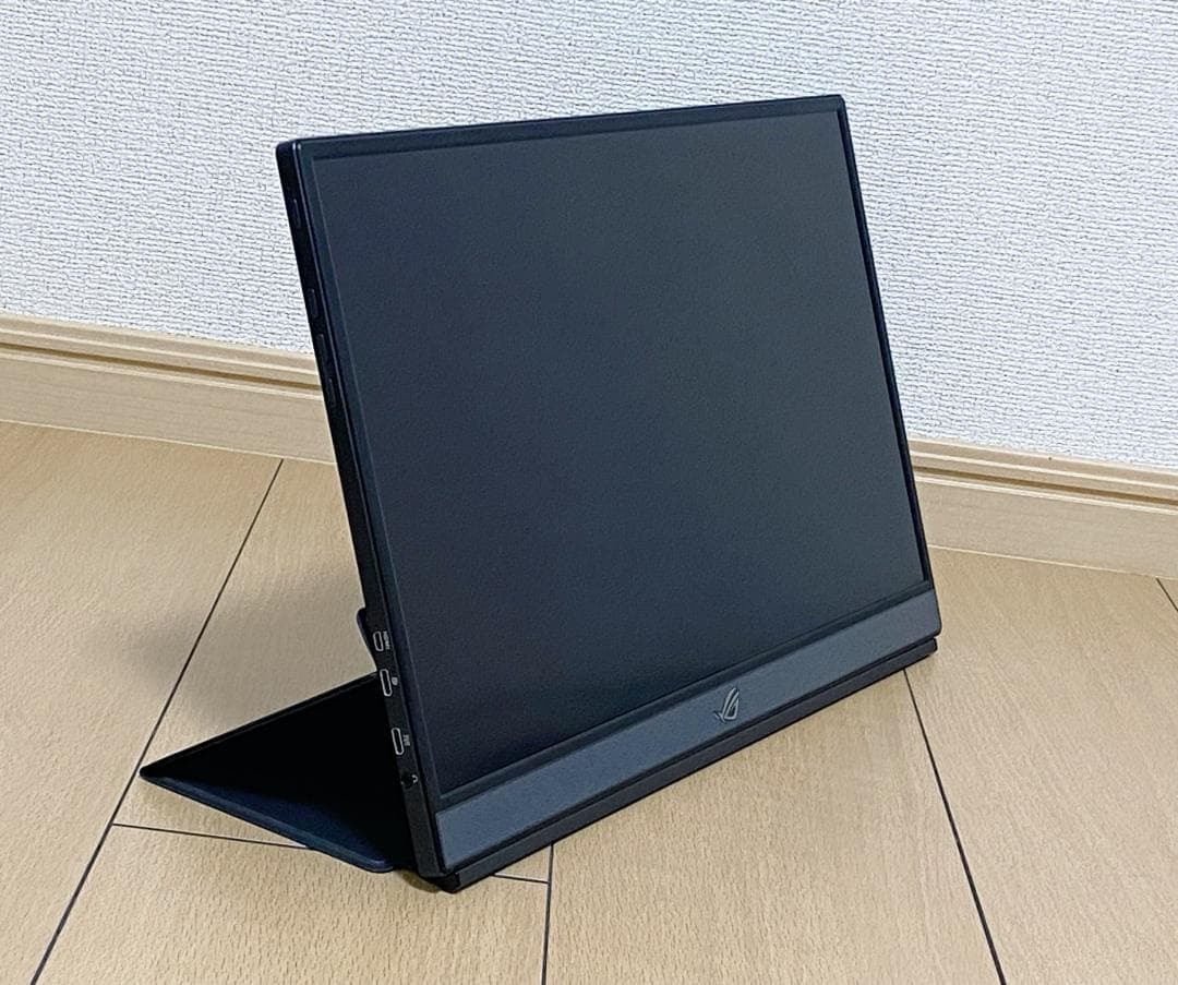 ROG STRIX XG17 ポータブルゲーミングモニター
