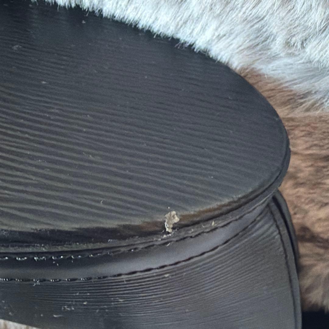 ルイヴィトン　エピ　サンジャック　ブラック