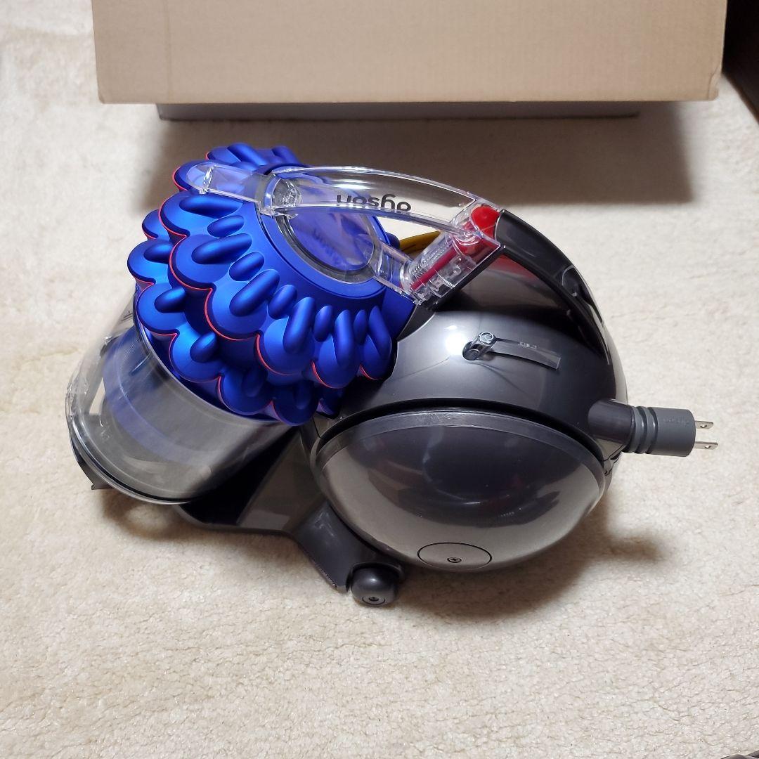 ほぼ新品 Dyson ballfluffy ダイソンボールフラフィcy24 ff