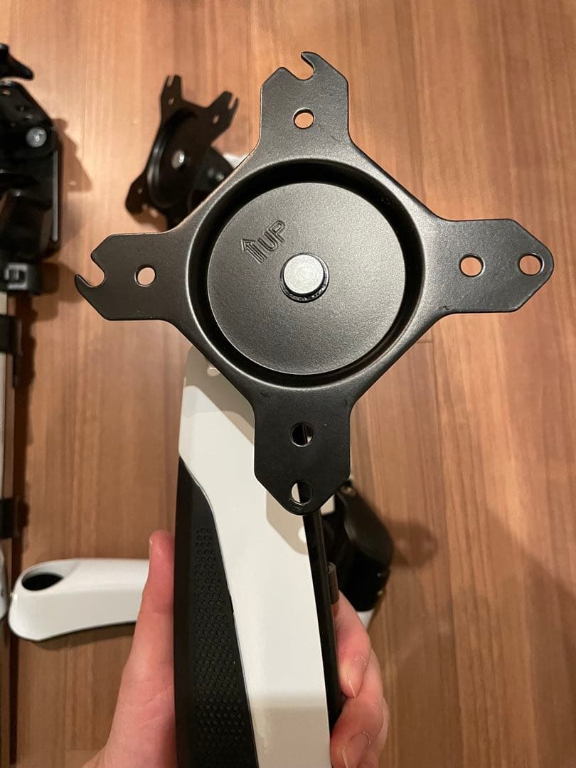 3／18まで期間限定 値下げ⭐️SHOPPINGALL モニターアーム