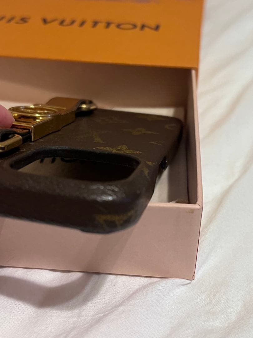 ルイヴィトン　バンパー　ドーフィーヌ iPhone13proケース　モノグラム