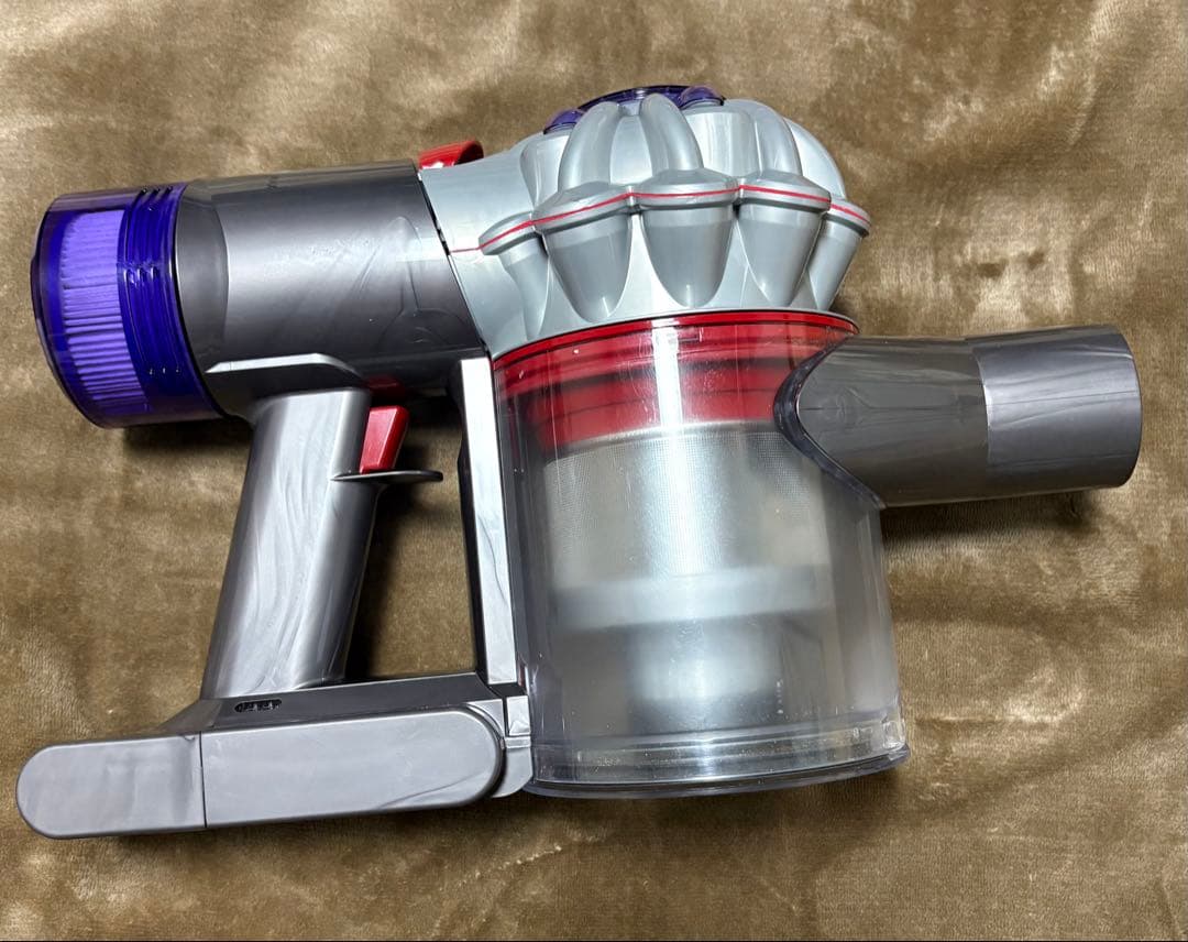 Dyson V7 Advanced コードレスクリーナー ダイソン かまいたち